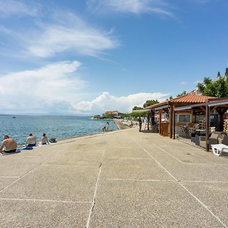 Apartments By The Sea Selce, Crikvenica - 15063 Exterior foto