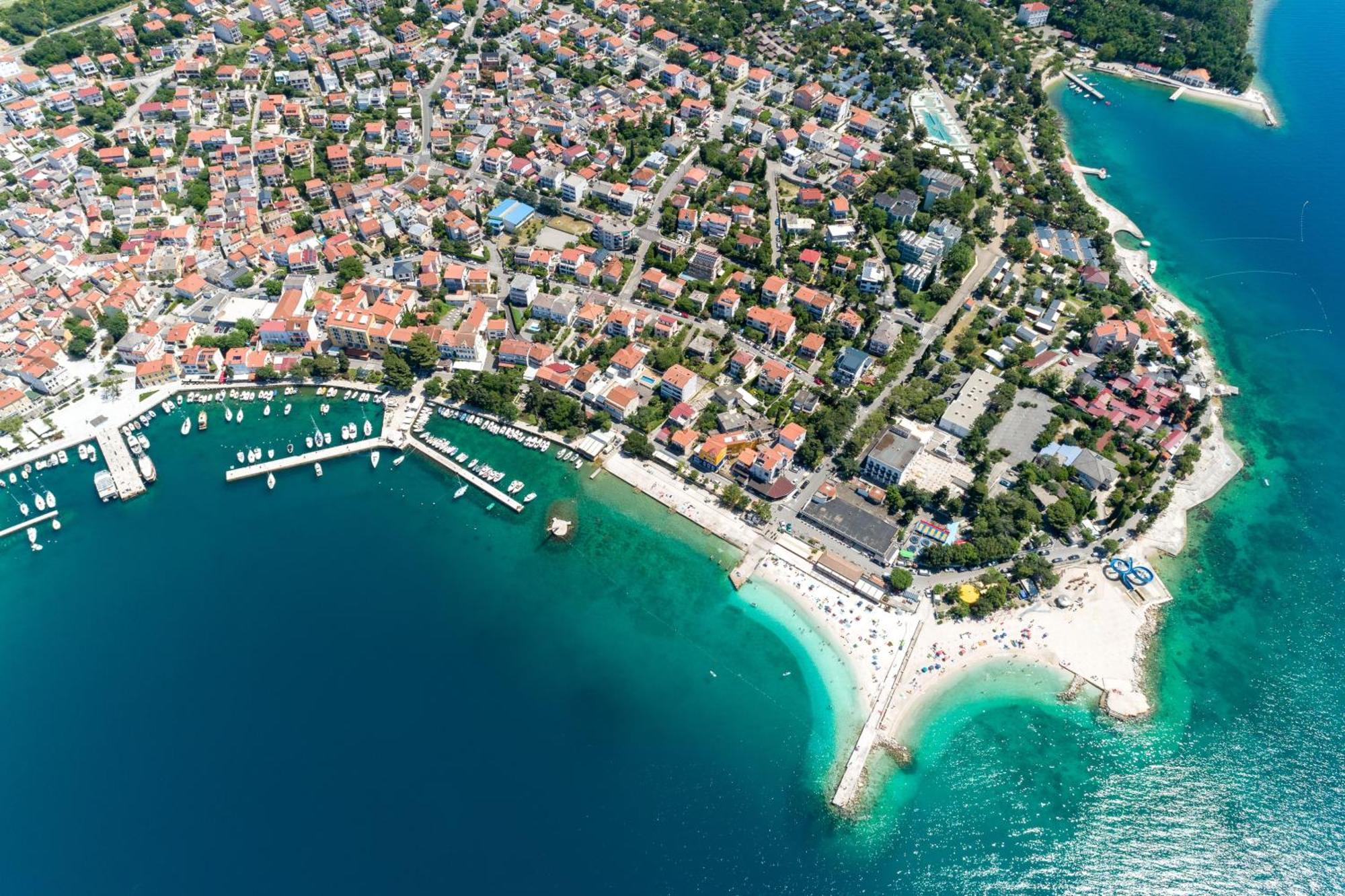 Apartments By The Sea Selce, Crikvenica - 15063 Exterior foto